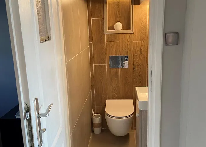 4-pokojowy Lägenhet *